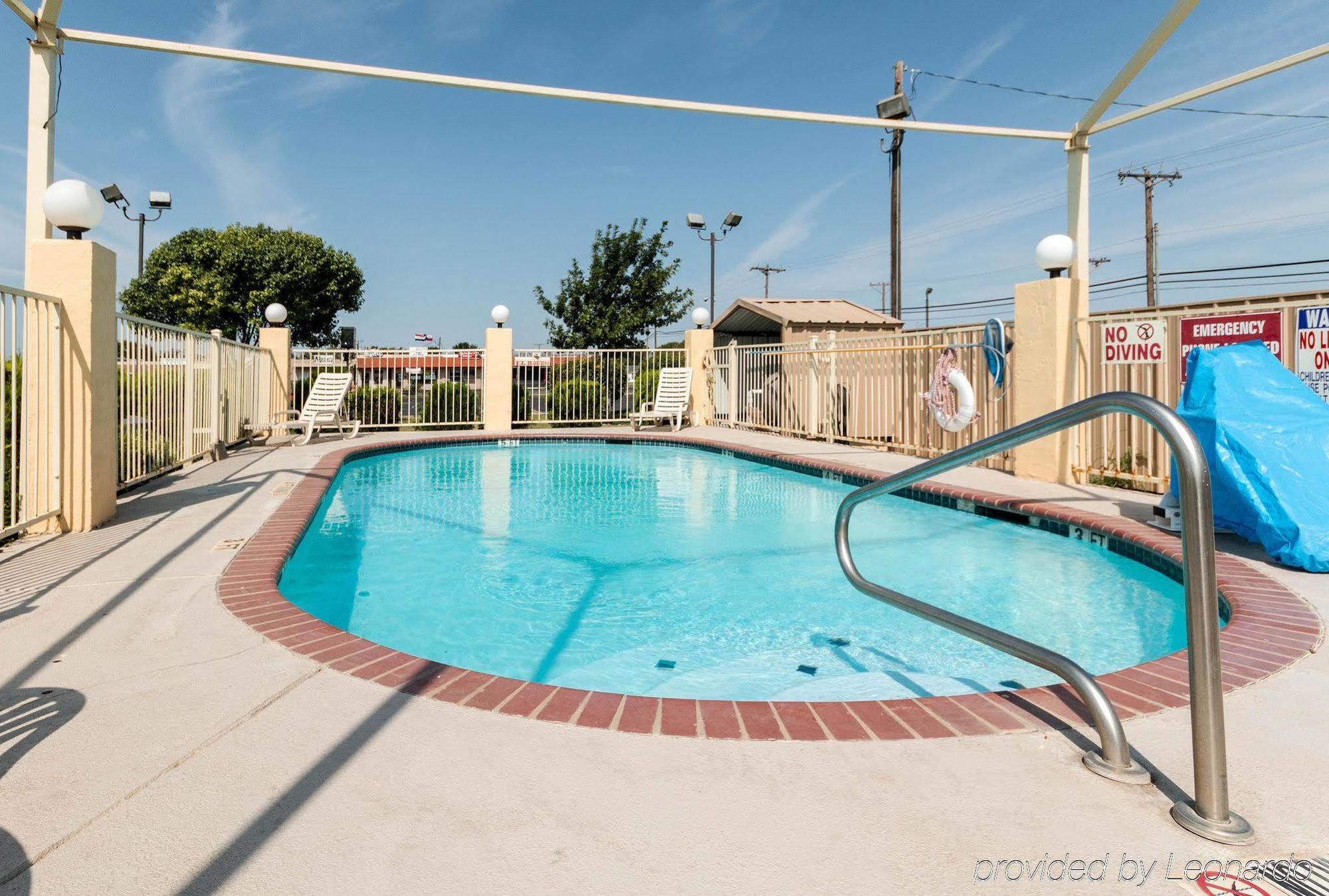 Lone Star Inn Lubbock Exterior foto